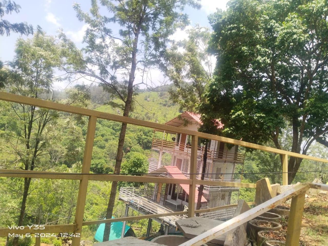 Villa Sky Castle à Kotagiri Extérieur photo